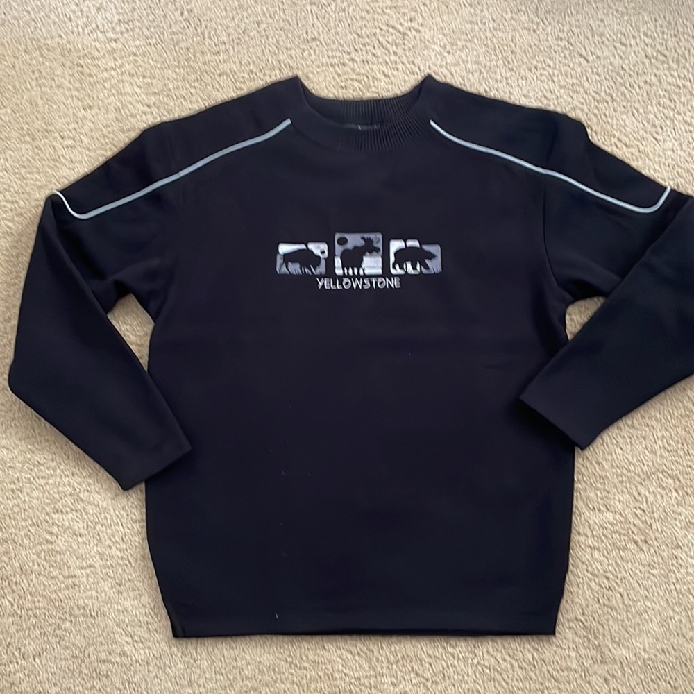 New Men's Yellowstone Sweatshirt -large